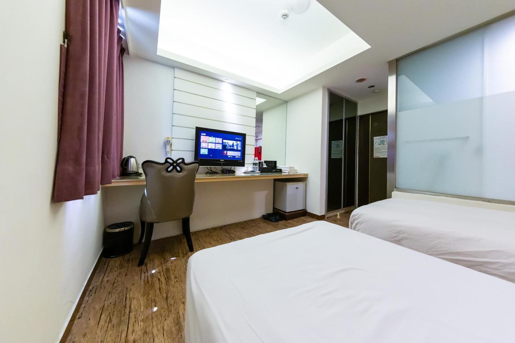Newrise Hotel Kaohsiung Exteriör bild